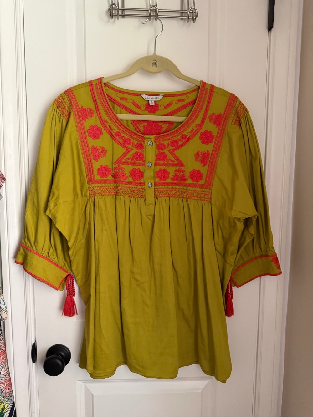 JOHN MARK Embroidered Boho Peasant Style Short Sleeve Top Size XL